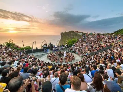 Trip to Uluwatu - Uluwatu Temple